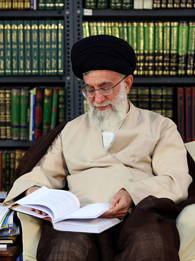 image-9979160-21_Iran_Ali_Chamenei-aab32.jpg